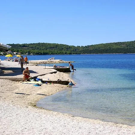 Apartment Apartments With Parking Space Trogir - 11316