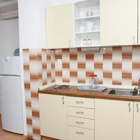 Apartments With Parking Space Trogir - 11316 * Trogir
