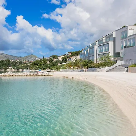 Apartment Apartments With Parking Space Trogir - 11316 *