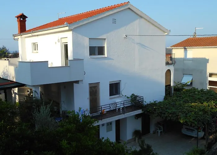 Apartment Apartments With Parking Space Trogir - 11316 Trogir